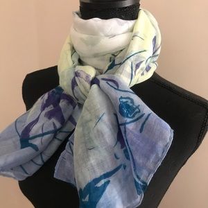 FLORAL SCARF/WRAP